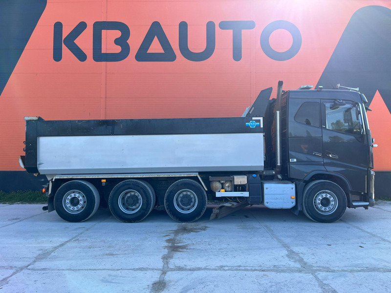 Volvo FH 750 8x4*4 UNDERBODY SCRAPER / RETARDER / BOX L=5940 mm - Sklápač: obrázok 5 Volvo FH 750 8x4*4 UNDERBODY SCRAPER / RETARDER / BOX L=5940 mm - Sklápač: obrázok 5