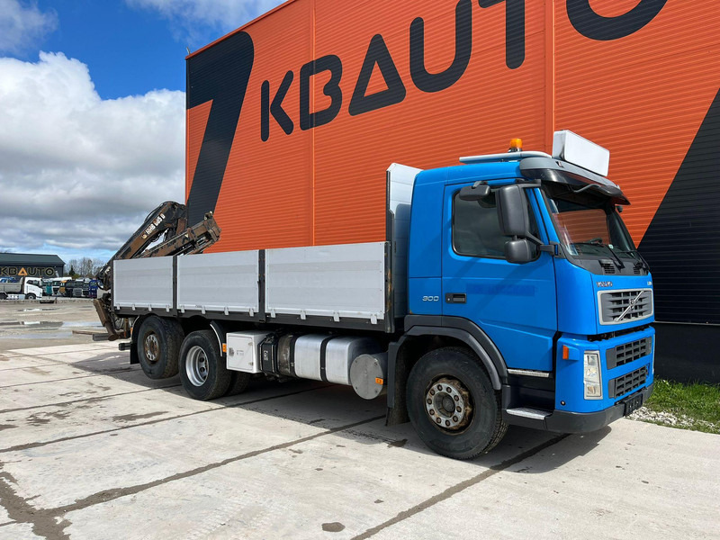 Volvo FM 9 300 6x2*4 HIAB 085D-3 / PLATFORM L=6320 mm - Valníkový/ Plošinový nákladný automobil, Auto s hydraulickou rukou: obrázok 4 Volvo FM 9 300 6x2*4 HIAB 085D-3 / PLATFORM L=6320 mm - Valníkový/ Plošinový nákladný automobil, Auto s hydraulickou rukou: obrázok 4