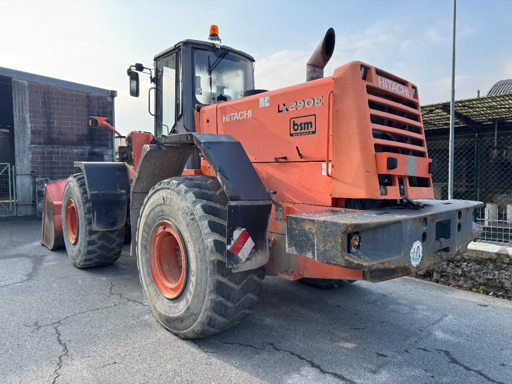 Hitachi LX290E - Kolesový nakladač: obrázok 2 Hitachi LX290E - Kolesový nakladač: obrázok 2