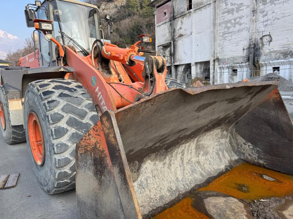 Hitachi LX290E - Kolesový nakladač: obrázok 4 Hitachi LX290E - Kolesový nakladač: obrázok 4