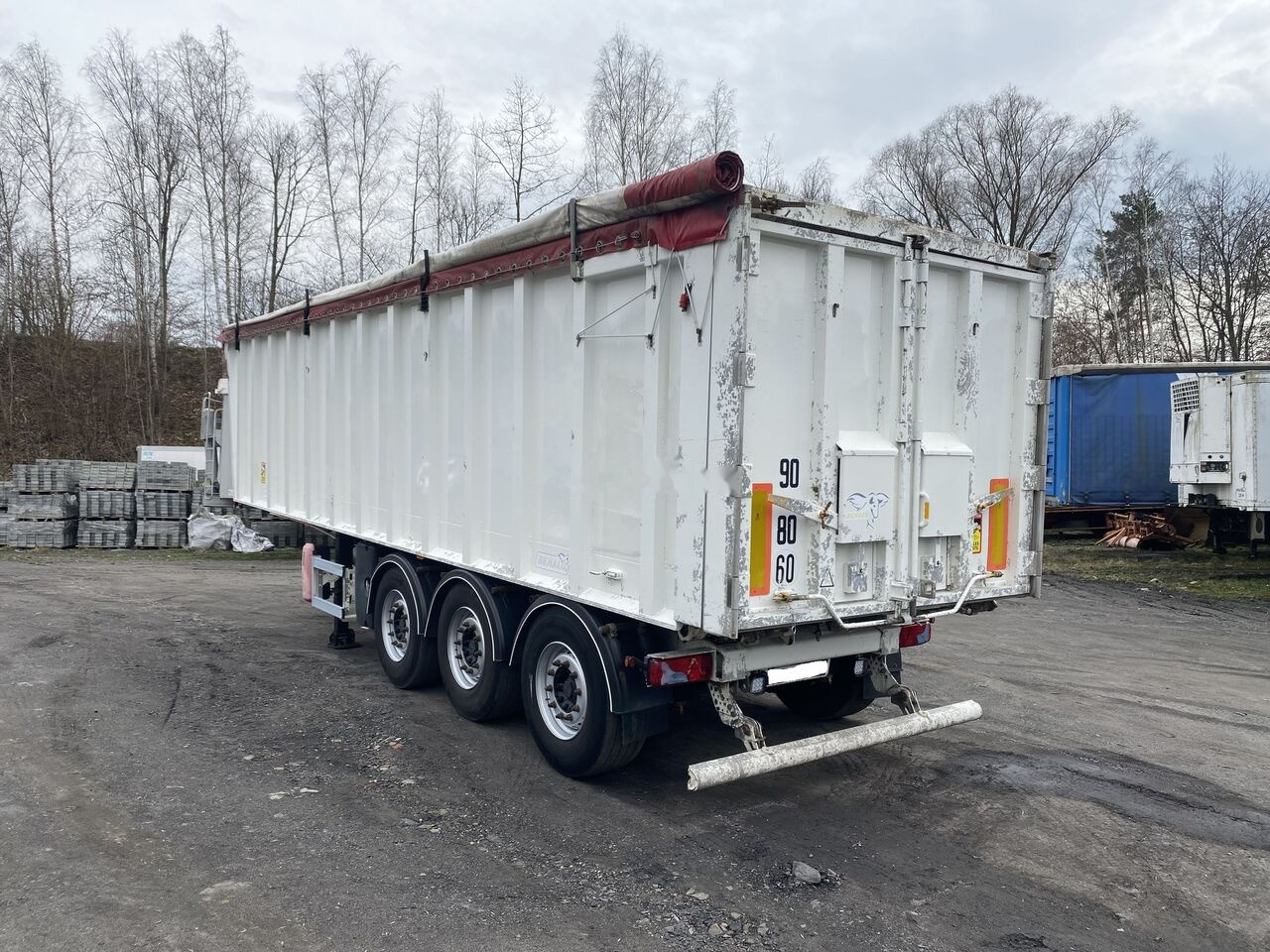 Benalu - Náves sklápěcí: obrázok 5 Benalu - Náves sklápěcí: obrázok 5