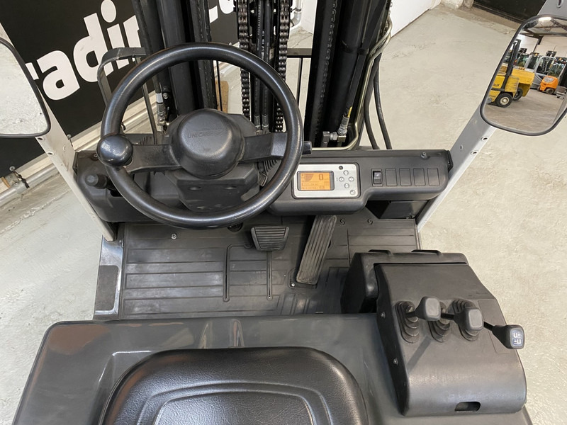 UniCarriers 1Q1L25Q - Elektrický vysokozdvižný vozík: obrázok 5 UniCarriers 1Q1L25Q - Elektrický vysokozdvižný vozík: obrázok 5
