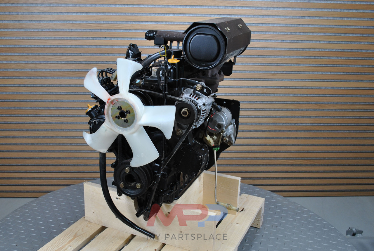 ISUZU 3CC1 - Motor pre Traktor: obrázok 1 ISUZU 3CC1 - Motor pre Traktor: obrázok 1