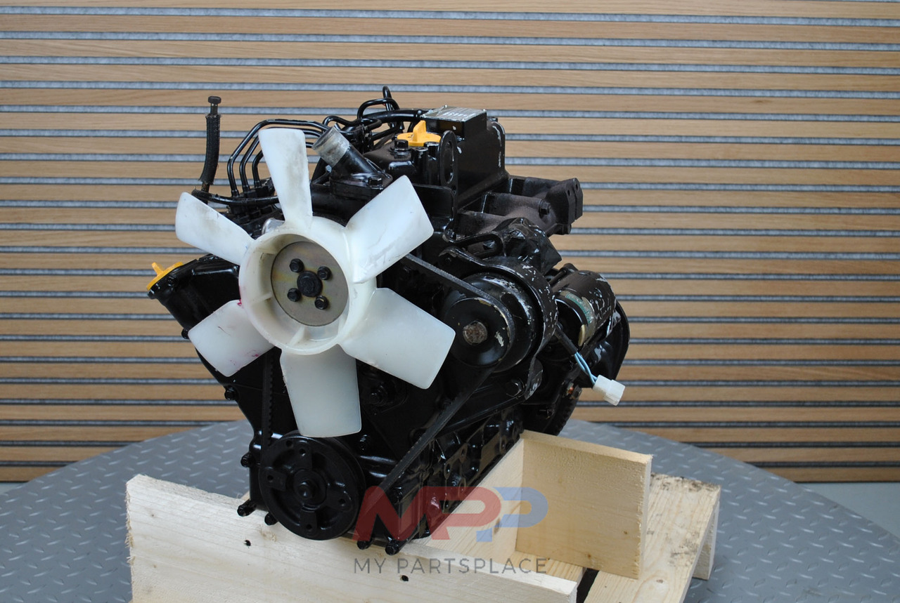 KOMATSU 3D72 - Motor pre Traktor: obrázok 1 KOMATSU 3D72 - Motor pre Traktor: obrázok 1