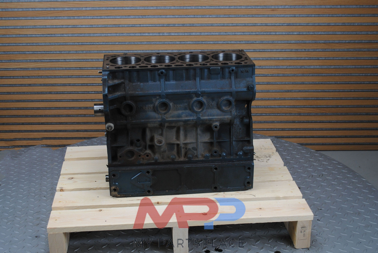 Kubota Blok Kubota V3300 - Blok valcov pre Stavebné stroje: obrázok 4 Kubota Blok Kubota V3300 - Blok valcov pre Stavebné stroje: obrázok 4