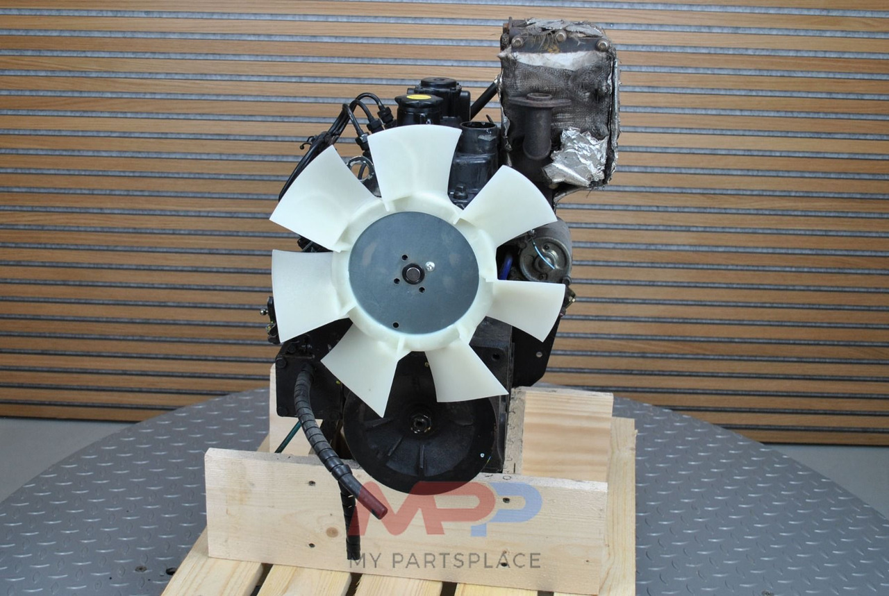 Shibaura Shibaura S723 - Motor: obrázok 5 Shibaura Shibaura S723 - Motor: obrázok 5