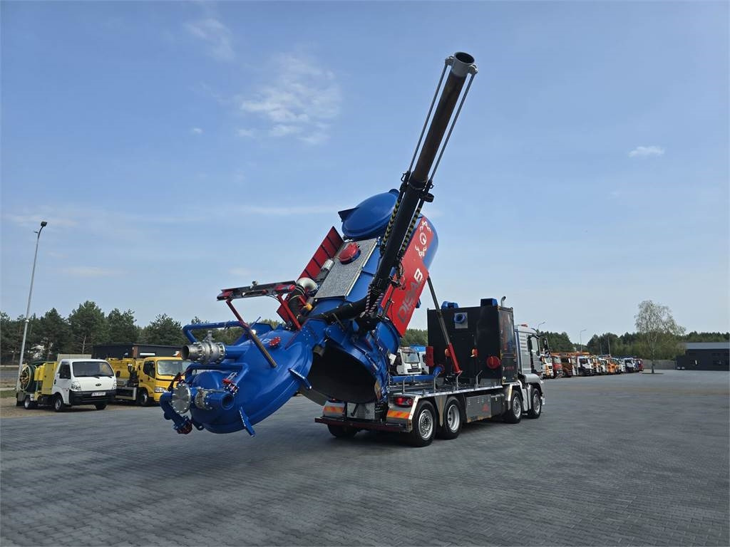 MAN Disab Centurion P210/9 - Komunálne/ Špeciálne stroje: obrázok 1 MAN Disab Centurion P210/9 - Komunálne/ Špeciálne stroje: obrázok 1