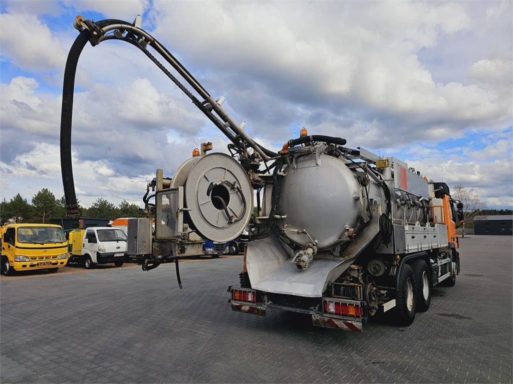 Mercedes-Benz WUKO KROLL COMBI FOR SEWER CLEANING - Fekálne vozidlo: obrázok 1 Mercedes-Benz WUKO KROLL COMBI FOR SEWER CLEANING - Fekálne vozidlo: obrázok 1