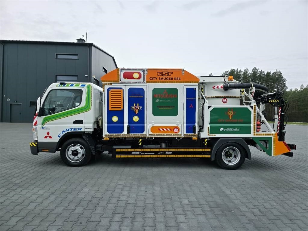 Mitsubishi CANTER odkurzacz koparka ssąca Saugbagger CITY SAU - Fekálne vozidlo: obrázok 4 Mitsubishi CANTER odkurzacz koparka ssąca Saugbagger CITY SAU - Fekálne vozidlo: obrázok 4