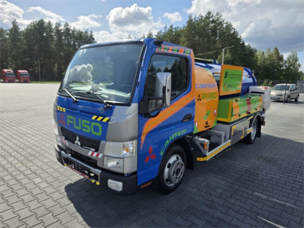 Mitsubishi ROM SMART COMBI WUKO HOT WATER FOR CLEANING SEWAGE - Fekálne vozidlo: obrázok 3 Mitsubishi ROM SMART COMBI WUKO HOT WATER FOR CLEANING SEWAGE - Fekálne vozidlo: obrázok 3
