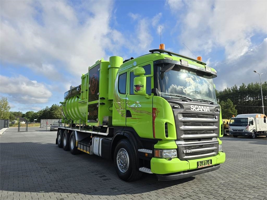 Scania Disab Centurion P210/9 Suction-blowing vacuum load - Fekálne vozidlo: obrázok 2 Scania Disab Centurion P210/9 Suction-blowing vacuum load - Fekálne vozidlo: obrázok 2