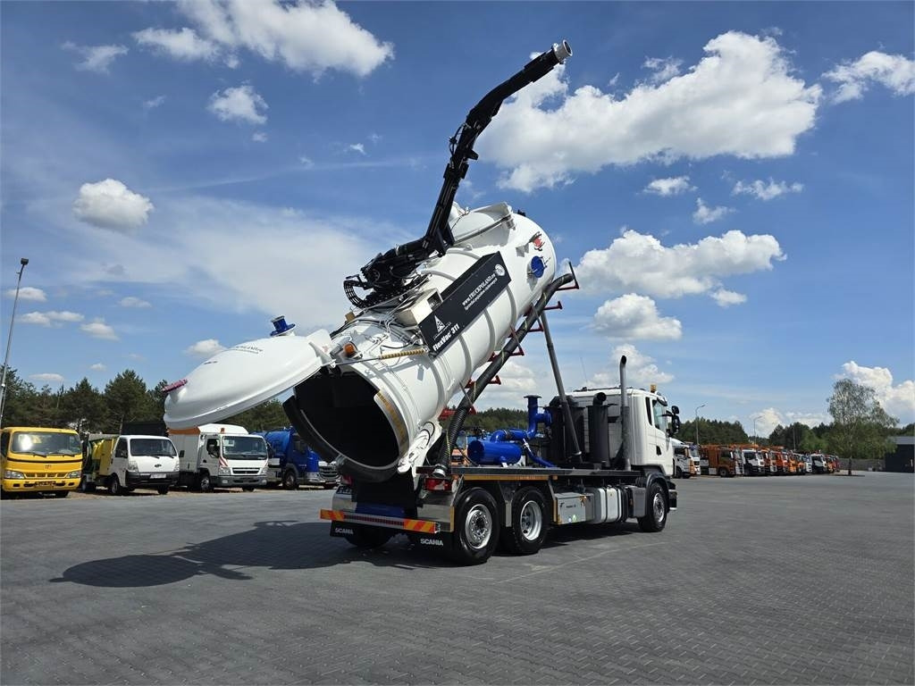 Scania Saugbagger Larsen FlexVac 311 Vacuum suction loade - Fekálne vozidlo: obrázok 1 Scania Saugbagger Larsen FlexVac 311 Vacuum suction loade - Fekálne vozidlo: obrázok 1