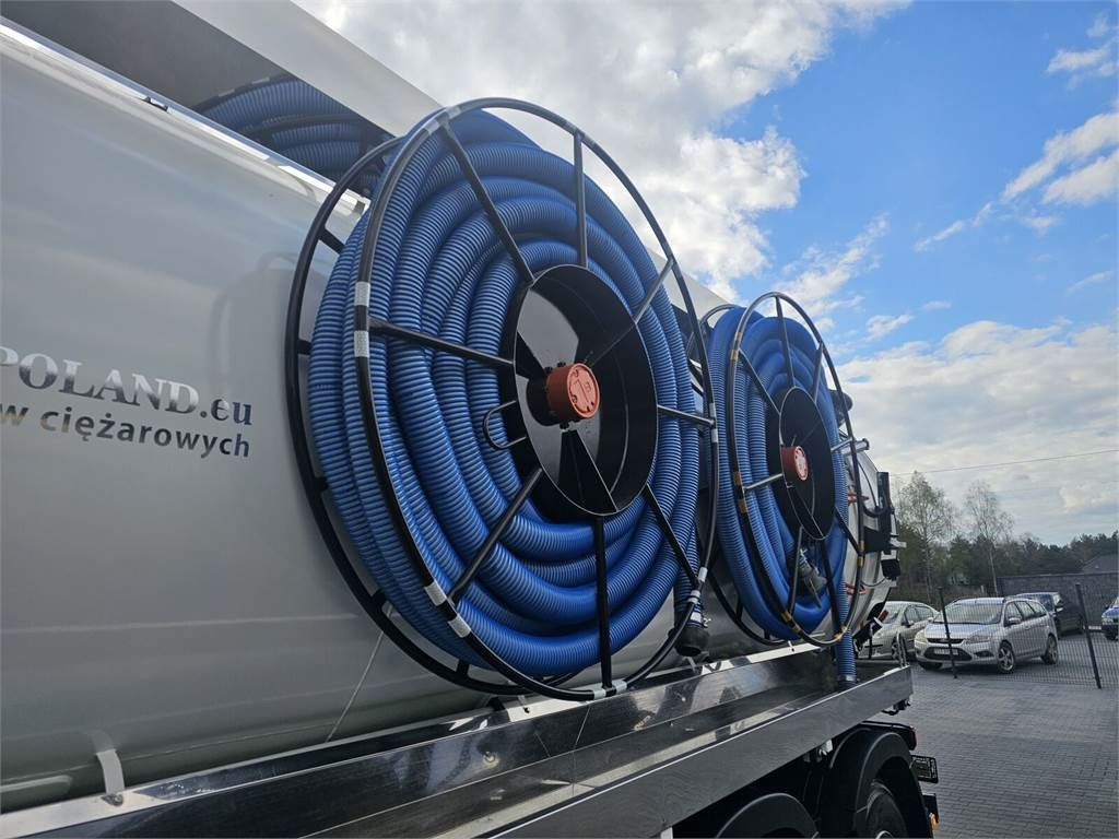 Fekálne vozidlo Volvo WUKO ADR ROLBA FOR CLEANING CHANNELS COMBI: obrázok 12 Fekálne vozidlo Volvo WUKO ADR ROLBA FOR CLEANING CHANNELS COMBI: obrázok 12