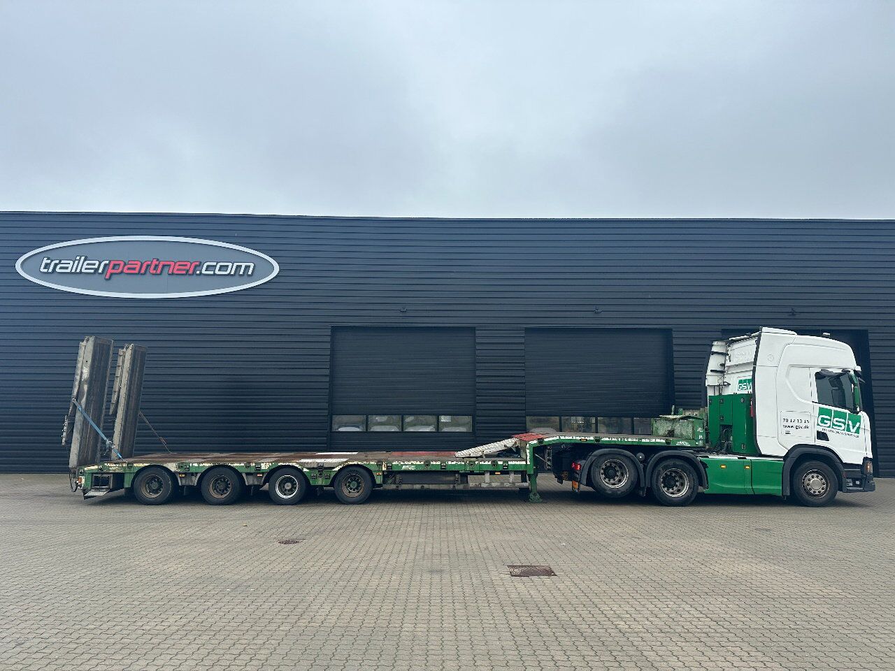 AMT 4 axle Lowloader / Ramps - Náves podvalník: obrázok 1 AMT 4 axle Lowloader / Ramps - Náves podvalník: obrázok 1