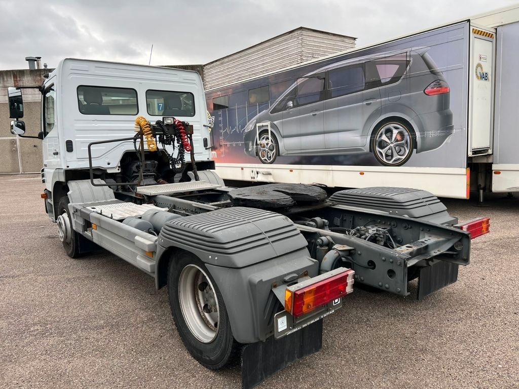 Ťahač Mercedes-Benz Atego 1328 LS 4x2 + Diagnose Auflieger Mercedes-Benz Atego 1328 LS 4x2 + Diagnose Auflieger: obrázok 7 Ťahač Mercedes-Benz Atego 1328 LS 4x2 + Diagnose Auflieger Mercedes-Benz Atego 1328 LS 4x2 + Diagnose Auflieger: obrázok 7