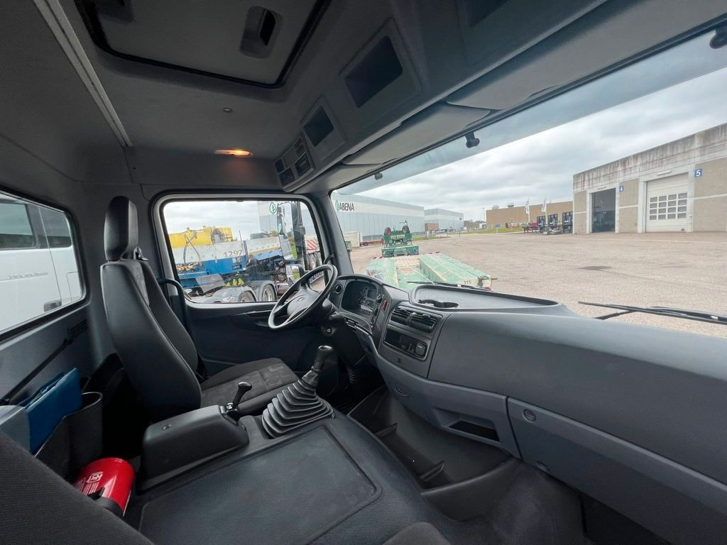 Ťahač Mercedes-Benz Atego 1328 LS 4x2 + Diagnose Auflieger Mercedes-Benz Atego 1328 LS 4x2 + Diagnose Auflieger: obrázok 10 Ťahač Mercedes-Benz Atego 1328 LS 4x2 + Diagnose Auflieger Mercedes-Benz Atego 1328 LS 4x2 + Diagnose Auflieger: obrázok 10