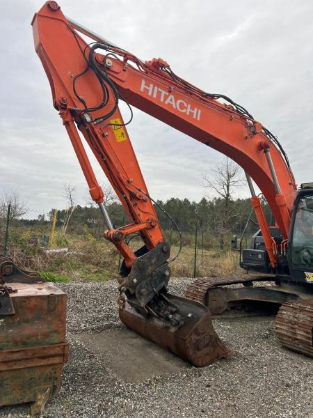 Hitachi ZX210LC 6 - Pásové rýpadlo: obrázok 2 Hitachi ZX210LC 6 - Pásové rýpadlo: obrázok 2