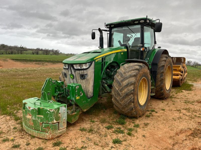 John Deere 8R 8370R - Traktor: obrázok 1 John Deere 8R 8370R - Traktor: obrázok 1