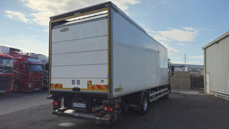 Renault Premium 270 DXI - Chladirenské nákladné vozidlo: obrázok 4 Renault Premium 270 DXI - Chladirenské nákladné vozidlo: obrázok 4