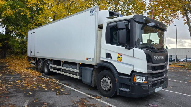 Scania P 320 - Chladirenské nákladné vozidlo: obrázok 1 Scania P 320 - Chladirenské nákladné vozidlo: obrázok 1