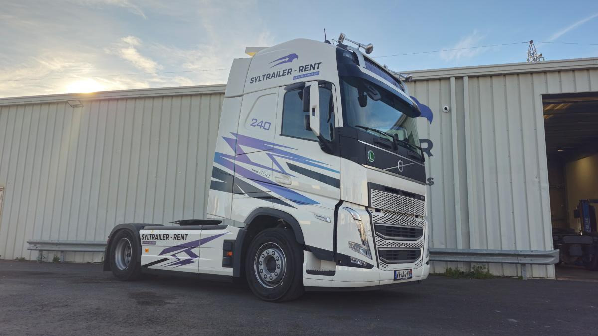Volvo FH 500 Globetrotter XXL (Location / Rent) - Ťahač: obrázok 1 Volvo FH 500 Globetrotter XXL (Location / Rent) - Ťahač: obrázok 1