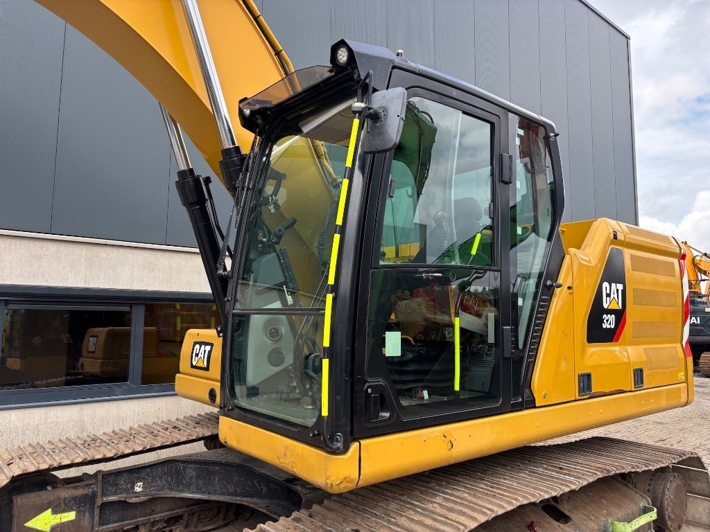 Pásové rýpadlo CAT 320 -- full options -- Made in Japan: obrázok 14