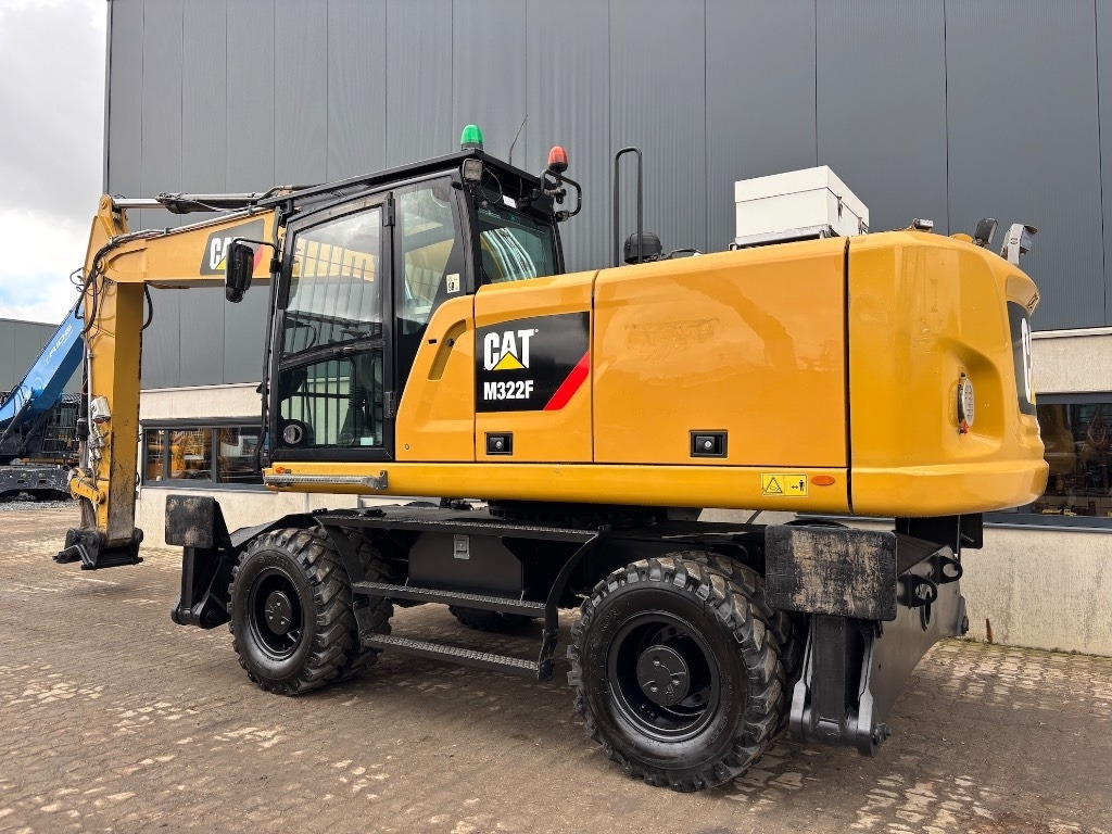 CAT CAT M 322 F - M322 - M 320 - M 318 - Kolesové rýpadlo: obrázok 3 CAT CAT M 322 F - M322 - M 320 - M 318 - Kolesové rýpadlo: obrázok 3