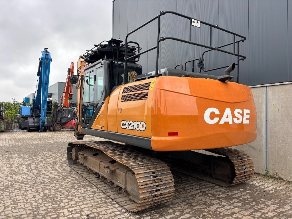 Case CX 210 D - Pásové rýpadlo: obrázok 3 Case CX 210 D - Pásové rýpadlo: obrázok 3