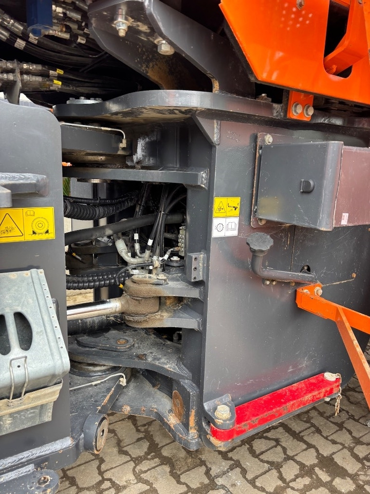 Kolesový nakladač Doosan DL 450-5 - DL 420 -: obrázok 25 Kolesový nakladač Doosan DL 450-5 - DL 420 -: obrázok 25