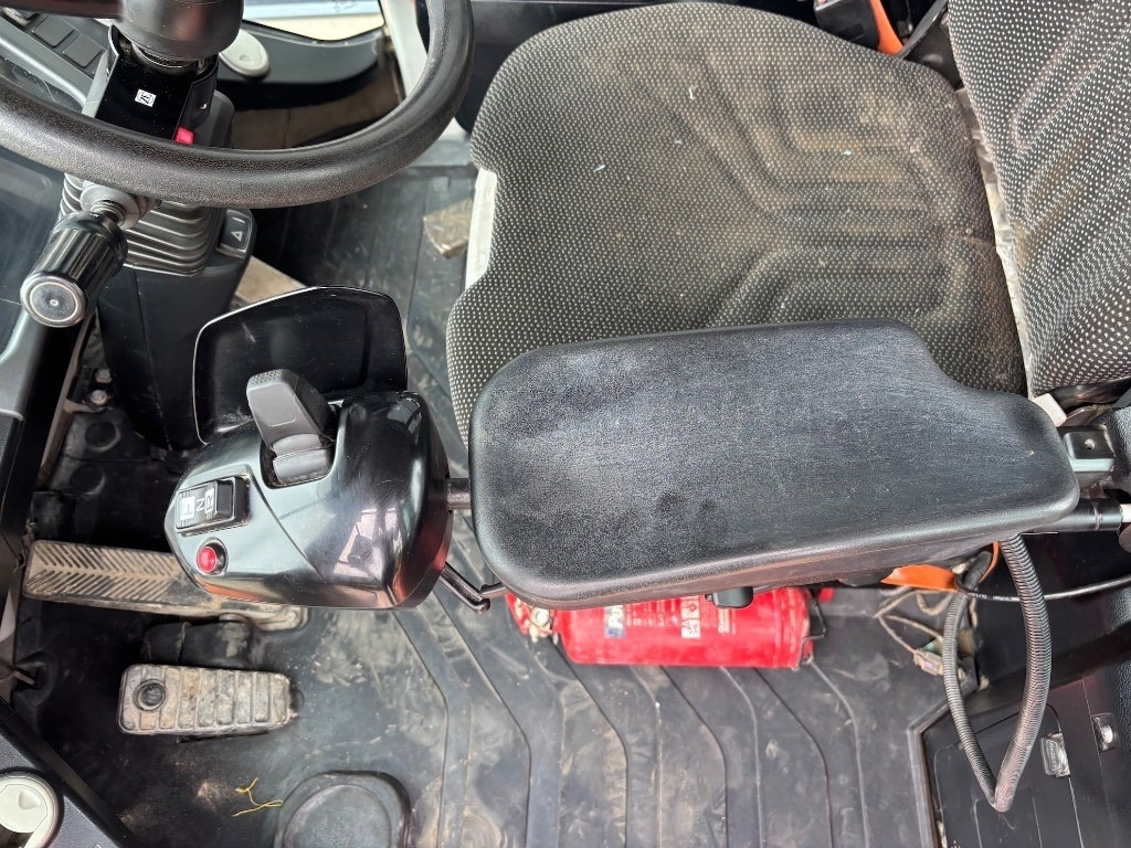 Kolesový nakladač Doosan DL 450-5 - DL 420 -: obrázok 14 Kolesový nakladač Doosan DL 450-5 - DL 420 -: obrázok 14