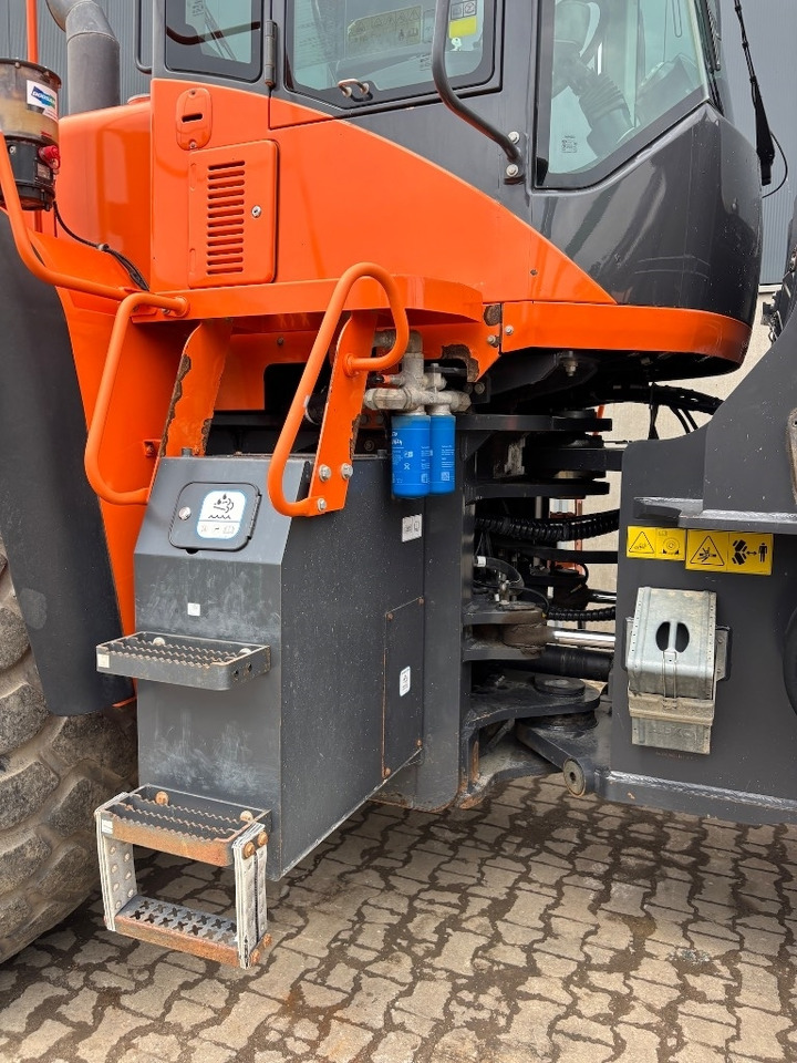 Kolesový nakladač Doosan DL 450-5 - DL 420 -: obrázok 27 Kolesový nakladač Doosan DL 450-5 - DL 420 -: obrázok 27