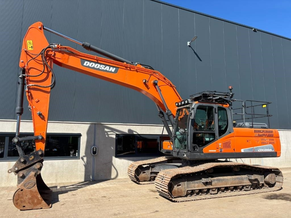 Doosan DX 255 LC-5 -- DX255LC -- DX 225 - Pásové rýpadlo: obrázok 1 Doosan DX 255 LC-5 -- DX255LC -- DX 225 - Pásové rýpadlo: obrázok 1