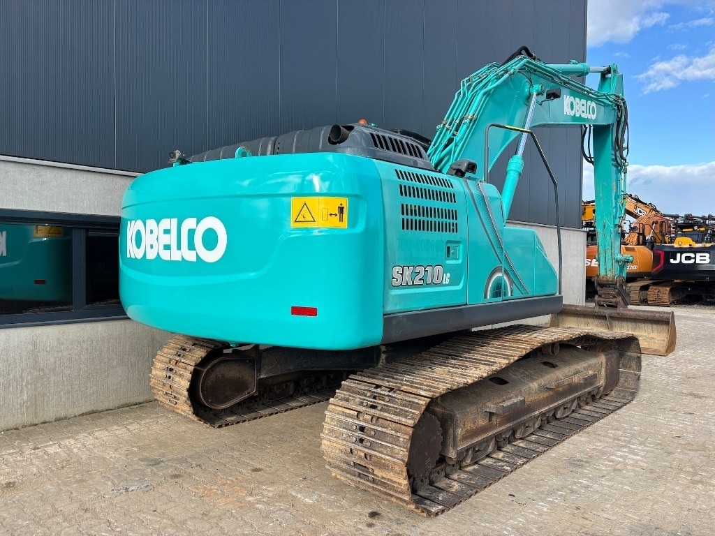 Kobelco SK 210 LC-10 - SK210 - SK210LC-10 - Pásové rýpadlo: obrázok 5 Kobelco SK 210 LC-10 - SK210 - SK210LC-10 - Pásové rýpadlo: obrázok 5