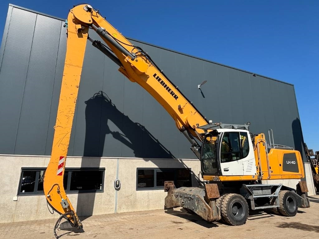Liebherr LH 40 -- LH40 -- 20kw mozelt generator - Překládkové rýpadlo: obrázok 3 Liebherr LH 40 -- LH40 -- 20kw mozelt generator - Překládkové rýpadlo: obrázok 3