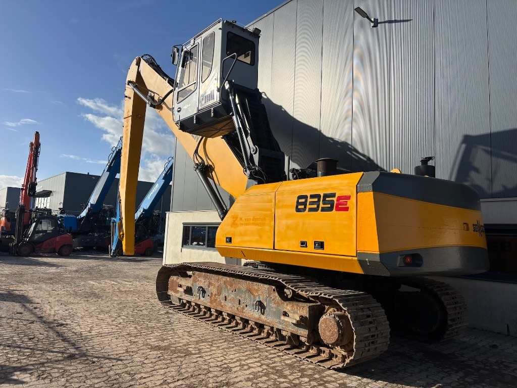 Sennebogen 835 R D - 835R - Překládkové rýpadlo: obrázok 2 Sennebogen 835 R D - 835R - Překládkové rýpadlo: obrázok 2