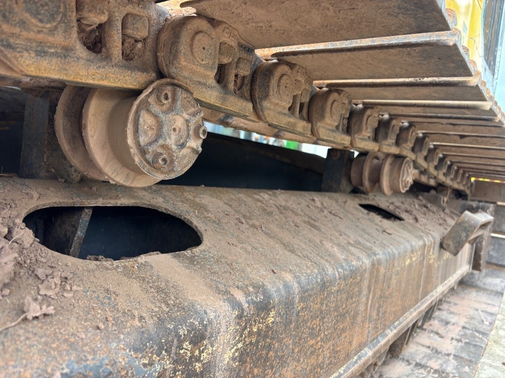 Pásové rýpadlo Volvo EC 220 E - EC220EL - EC 220: obrázok 31 Pásové rýpadlo Volvo EC 220 E - EC220EL - EC 220: obrázok 31