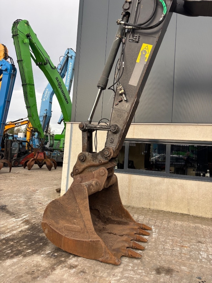 Pásové rýpadlo Volvo EC 220 E - EC220EL - EC 220: obrázok 9 Pásové rýpadlo Volvo EC 220 E - EC220EL - EC 220: obrázok 9