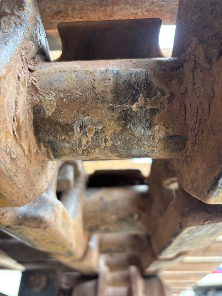 Pásové rýpadlo Volvo EC 220 E - EC220EL - EC 220: obrázok 32 Pásové rýpadlo Volvo EC 220 E - EC220EL - EC 220: obrázok 32