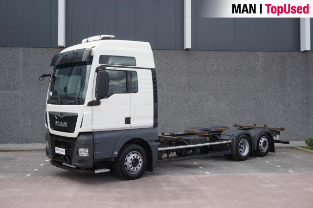 MAN TGX 26.510 6X2-4 LL / BDF / Lift-Axle / Euro 6 - Kontejnérový podvozek/ Výměnná nástavba: obrázok 1 MAN TGX 26.510 6X2-4 LL / BDF / Lift-Axle / Euro 6 - Kontejnérový podvozek/ Výměnná nástavba: obrázok 1