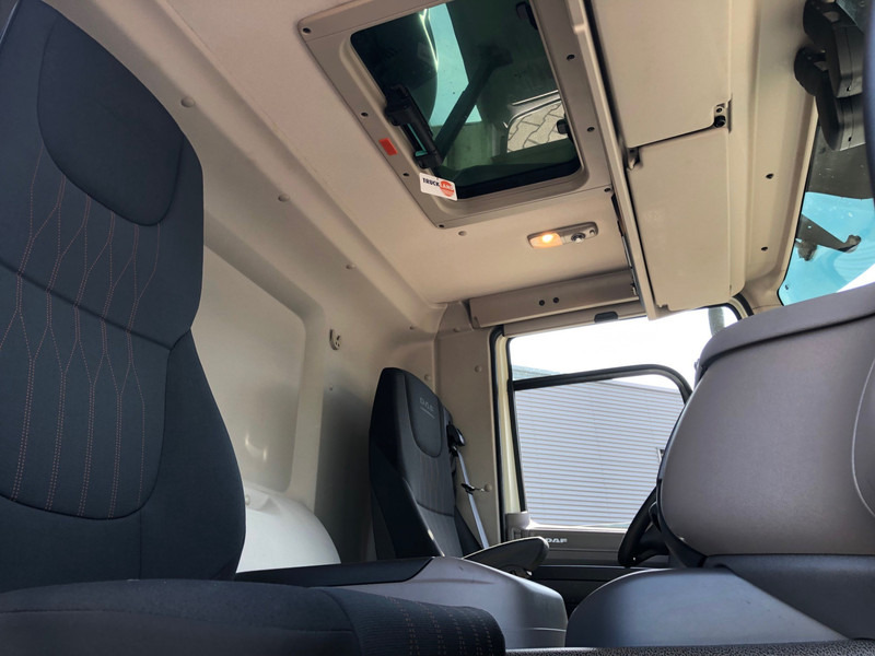 Leasing DAF CF 260 FA / Carrier Koeler / Chereau Frigo Box / Laadklep / APK TUV 09-26 DAF CF 260 FA / Carrier Koeler / Chereau Frigo Box / Laadklep / APK TUV 09-26: obrázok 7 Leasing DAF CF 260 FA / Carrier Koeler / Chereau Frigo Box / Laadklep / APK TUV 09-26 DAF CF 260 FA / Carrier Koeler / Chereau Frigo Box / Laadklep / APK TUV 09-26: obrázok 7