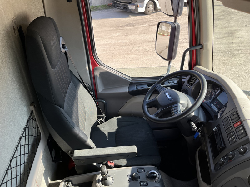DAF LF 210 FA / 12 Ton / 419 dkm / Koffer / LBW 1500 kg / NL LKW - Skříňový nákladní auto: obrázok 3 DAF LF 210 FA / 12 Ton / 419 dkm / Koffer / LBW 1500 kg / NL LKW - Skříňový nákladní auto: obrázok 3