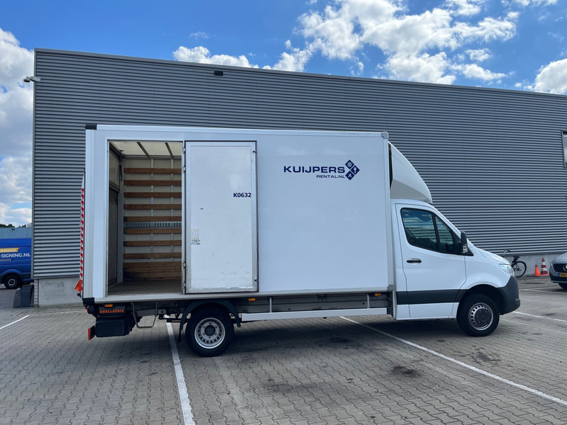 Mercedes-Benz Sprinter 515 1.9 CDI / Box 4.4 mtr / Laadklep / Zijdeur - Dodávka skriňová nadstavba: obrázok 3 Mercedes-Benz Sprinter 515 1.9 CDI / Box 4.4 mtr / Laadklep / Zijdeur - Dodávka skriňová nadstavba: obrázok 3