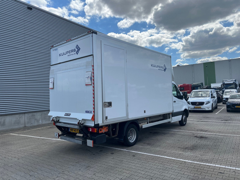 Mercedes-Benz Sprinter 515 1.9 CDI / Box 4.4 mtr / Laadklep / Zijdeur - Dodávka skriňová nadstavba: obrázok 4 Mercedes-Benz Sprinter 515 1.9 CDI / Box 4.4 mtr / Laadklep / Zijdeur - Dodávka skriňová nadstavba: obrázok 4