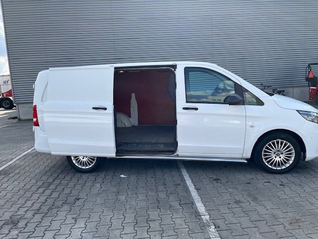 Mercedes-Benz Vito 109 CDI Lang / Airco / Cruise / Trekhaak / APK 01-26 - Malá dodávka: obrázok 3 Mercedes-Benz Vito 109 CDI Lang / Airco / Cruise / Trekhaak / APK 01-26 - Malá dodávka: obrázok 3