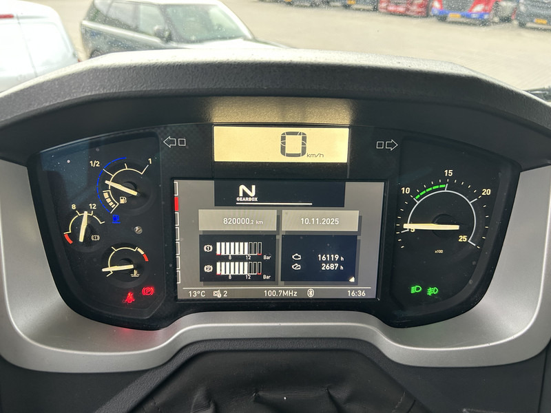 Renault T 380 Comfort / 820 dkm / Curtainside / Loadlift / APK TUV 02-26 - Plachtové nákladné vozidlo: obrázok 4 Renault T 380 Comfort / 820 dkm / Curtainside / Loadlift / APK TUV 02-26 - Plachtové nákladné vozidlo: obrázok 4