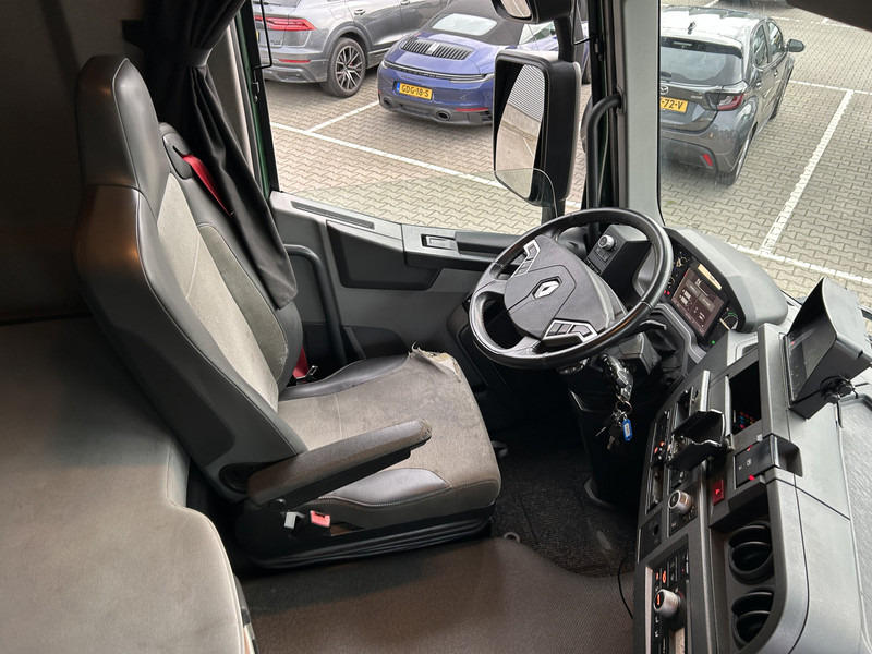 Renault T 380 Comfort / 820 dkm / Curtainside / Loadlift / APK TUV 02-26 - Plachtové nákladné vozidlo: obrázok 3 Renault T 380 Comfort / 820 dkm / Curtainside / Loadlift / APK TUV 02-26 - Plachtové nákladné vozidlo: obrázok 3