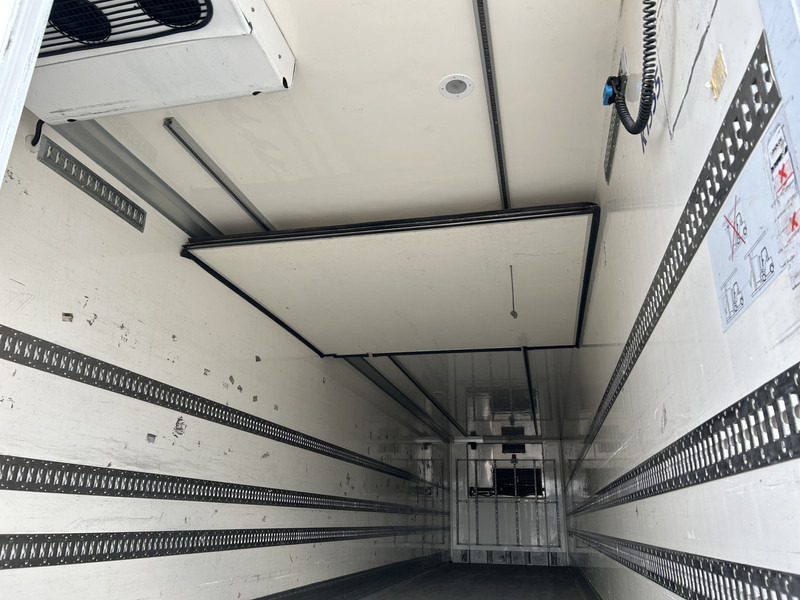 SYSTEM TRAILERS - VeDeCar / Thermo King Koeler -29 gr / Duo Temp / Laadklep 2500 kg / APK 07-26 - Náves chladírenské: obrázok 4 SYSTEM TRAILERS - VeDeCar / Thermo King Koeler -29 gr / Duo Temp / Laadklep 2500 kg / APK 07-26 - Náves chladírenské: obrázok 4