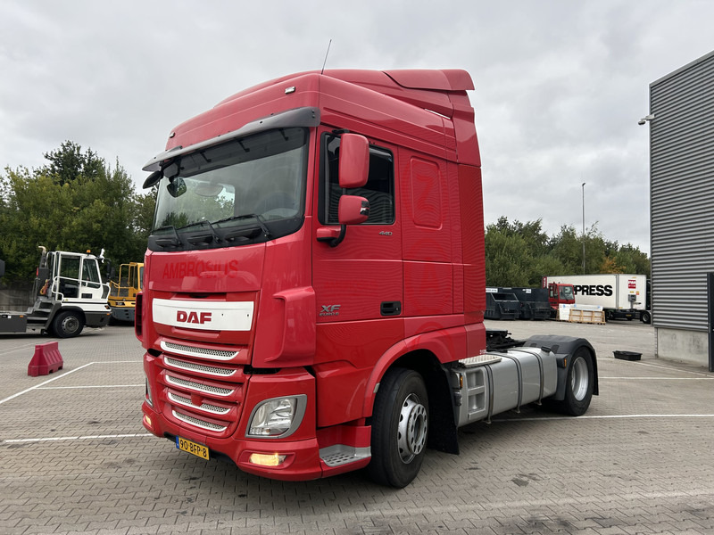 Ťahač DAF XF 440 FT Space Cab / 959 dkm / 2 Tanks / Stand Klima / APK TUV 02-26: obrázok 19