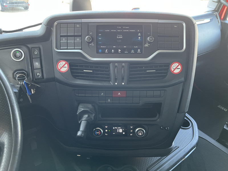 Iveco S-Way AT 420 / Full LED / 569 dkm / 2 Tanks / 2 Fridge / APK TUV 03-26 - Ťahač: obrázok 5 Iveco S-Way AT 420 / Full LED / 569 dkm / 2 Tanks / 2 Fridge / APK TUV 03-26 - Ťahač: obrázok 5