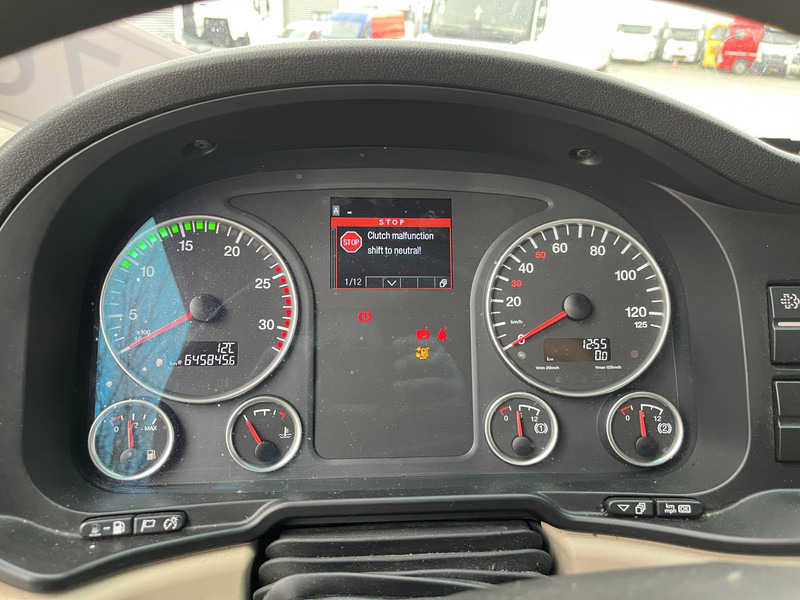 MAN TGX 18.460 XXL / Motor Defect -> Not Running / Retarder / 645 dkm / 2 Tanks - Ťahač: obrázok 4 MAN TGX 18.460 XXL / Motor Defect -> Not Running / Retarder / 645 dkm / 2 Tanks - Ťahač: obrázok 4